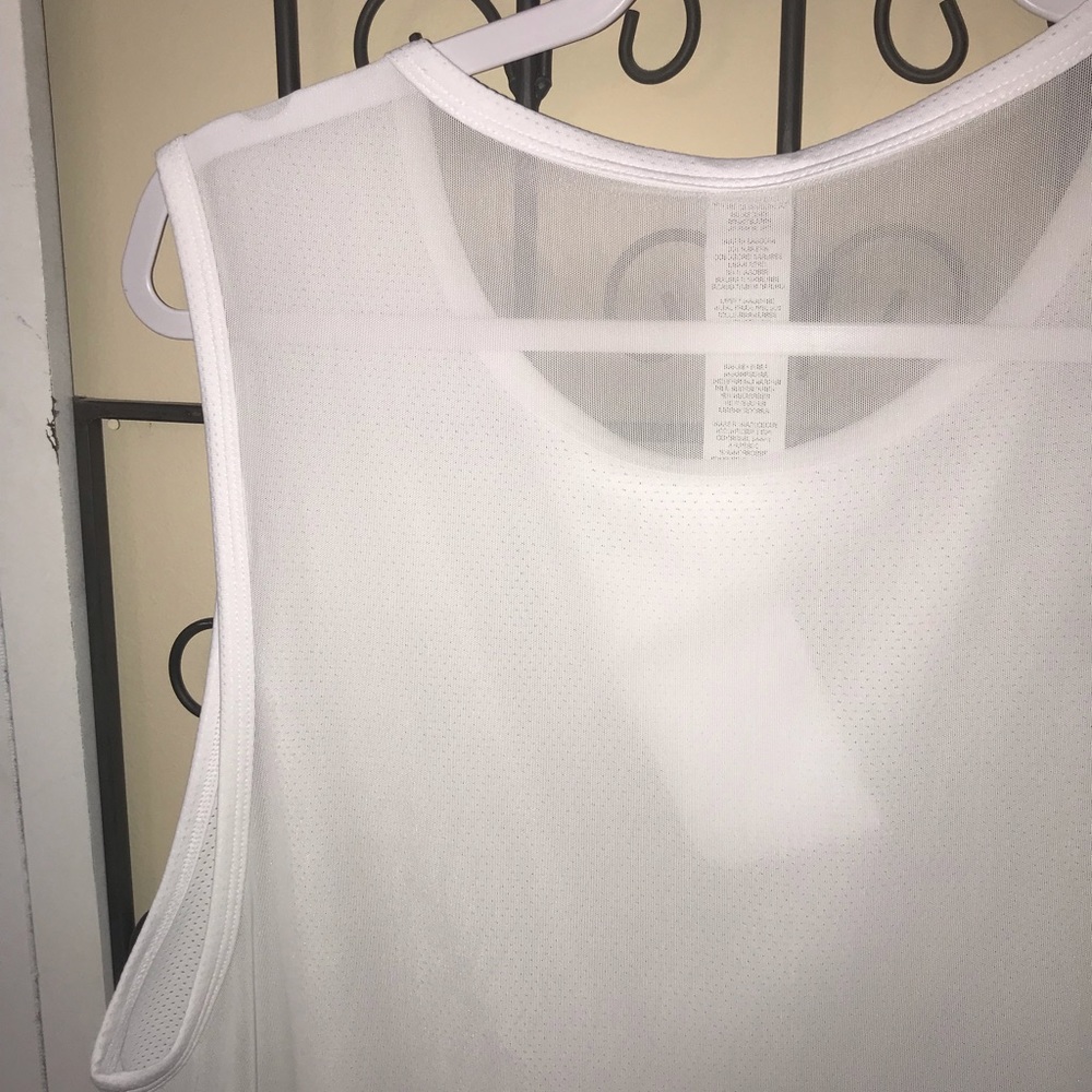 Fabletics mesh workout tank - Picture 2 of 3